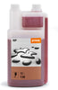 Dettaglio dell'etichetta dell'olio motore Stihl HP