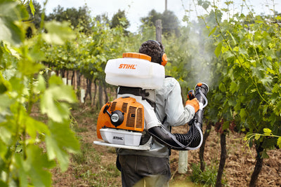 Dettaglio del serbatoio dell'atomizzatore Stihl SR 450