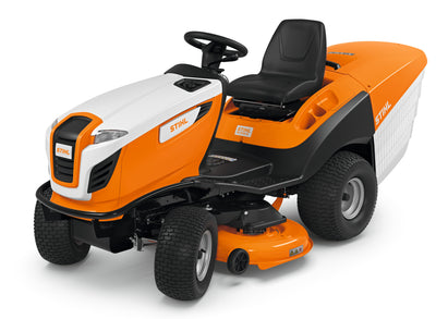 Primo piano del sedile regolabile del trattorino STIHL RT 6112 ZL
