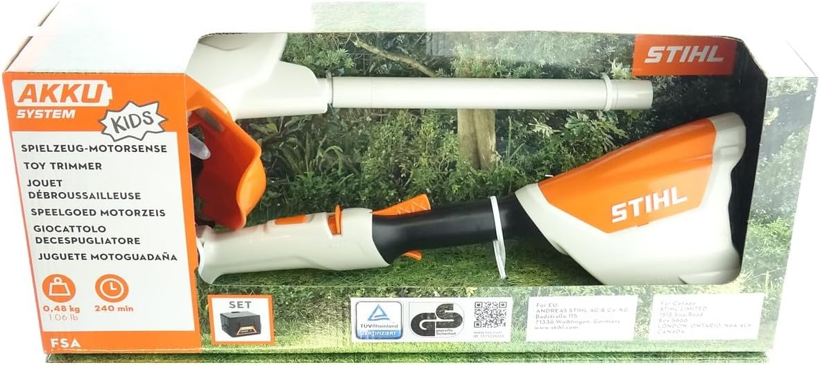 Giocattolo decespugliatore Stihl per bambini, modello AKKU System Kids, peso 0,48 kg, autonomia 240 minuti. Confezione con trimmer arancione e bianco, certificazioni TÜV Rheinland e GS, ideale per giochi all'aperto.