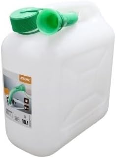 Tanica carburante STIHL 10L bianca con beccuccio verde e tappo verde, ideale per il trasporto sicuro di benzina e oli. Accessorio essenziale per attrezzature da giardinaggio e motoseghe. Prodotto resistente e di alta qualità.