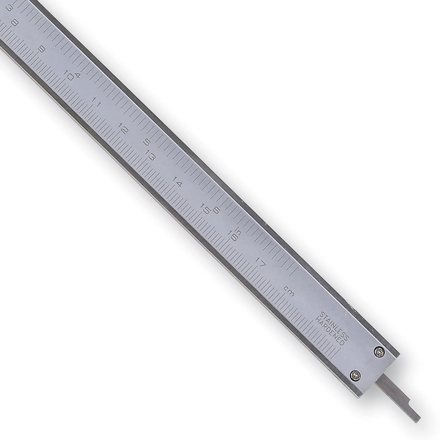 Righello in acciaio inossidabile con scala metrica e imperiale. Precisione millimetrica, lunghezza 20 cm. Ideale per misurazioni accurate in ambito scolastico, tecnico e professionale. Resistente e durevole, perfetto per disegno tecnico e fai-da-te.