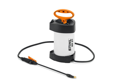 Veduta dell'irroratore manuale SG 21 della Stihl, progettato per giardini e balconi