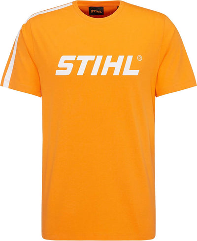 Maglietta arancione STIHL unisex con logo bianco sul petto, maniche corte e girocollo. Design sportivo e casual, ideale per il tempo libero e attività all'aperto. Materiale di alta qualità per comfort e durata. Disponibile in varie taglie.