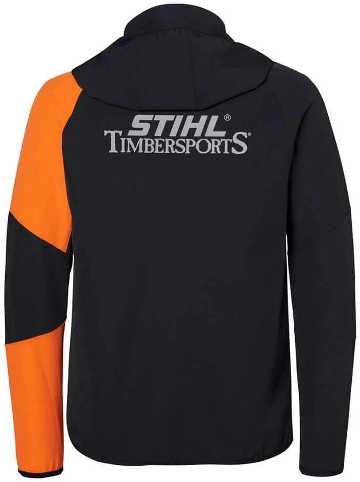 Giacca nera STIHL TIMBERSPORTS con cappuccio, maniche lunghe e dettagli arancioni. Logo STIHL TIMBERSPORTS stampato sul retro. Abbigliamento sportivo per attività all'aperto, ideale per appassionati di sport del legno e outdoor.