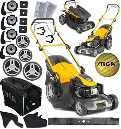 Tagliaerba Stiga con motore a scoppio, kit completo di accessori: lame di ricambio, ruote aggiuntive, sacco di raccolta, manuali d'uso e pallone Stiga. Ideale per giardinaggio e manutenzione del prato. Colore giallo e nero.